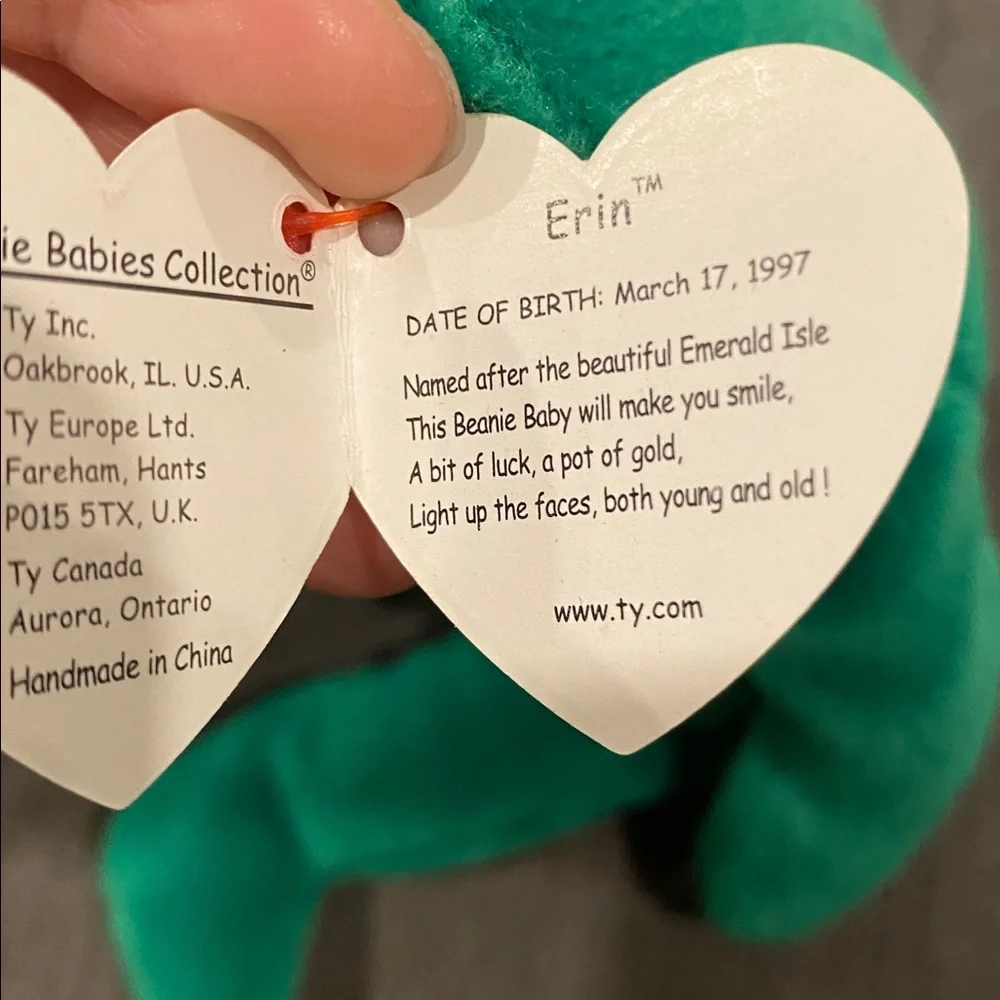 TY Beanie Baby - Erin NEW WITH TAGS! vintage toys toy plush bear stuffed animals